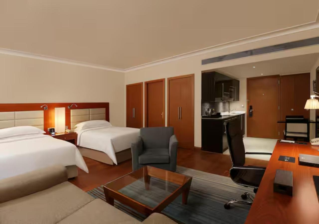 Hotel Belwoood Near Delhi Airport New Delhi